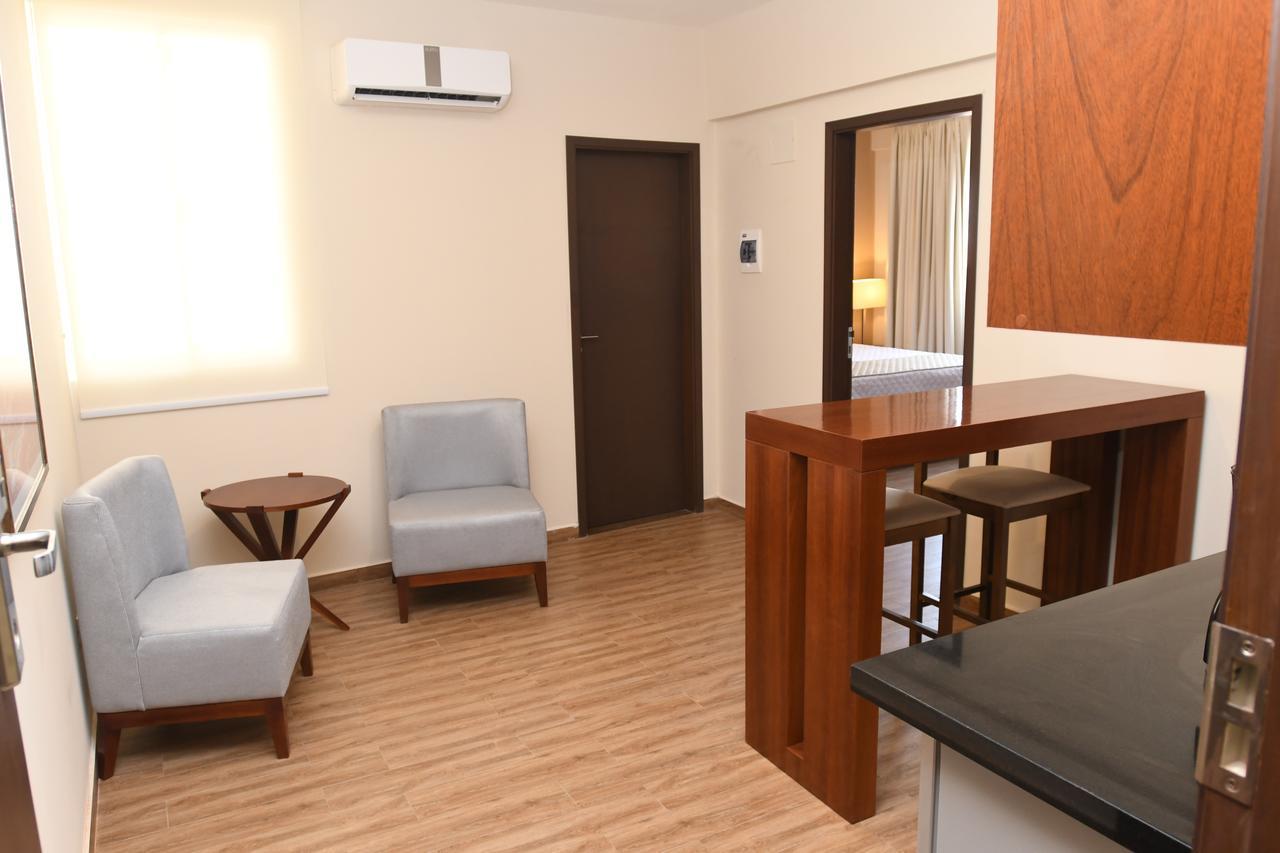 Taos Apart Hotel Санта Крус де ла Сиера Екстериор снимка